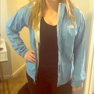 NorthFace Medium Raincoat with hood